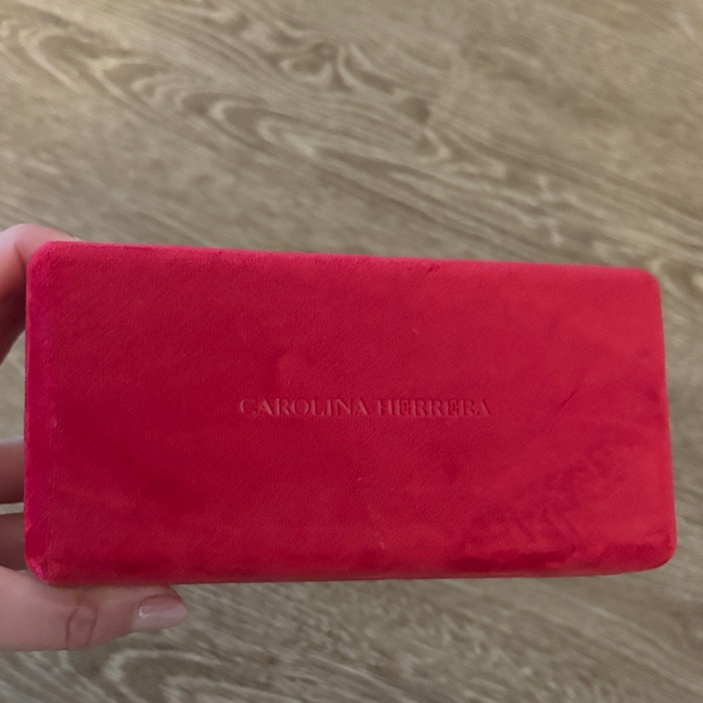 Carolina Herrera pink  felt Women's sunglasses case